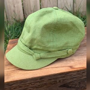 Green Pistil Hat